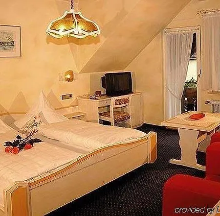 Akzent Hubertus Hotel 3*