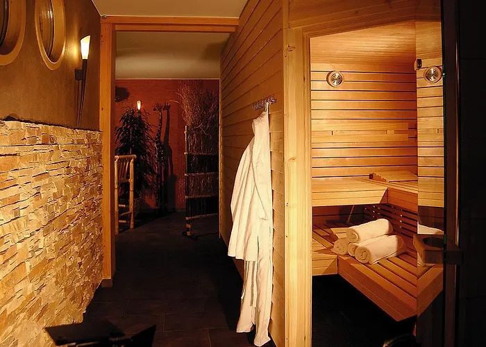 호텔 Akzent Hubertus 3*